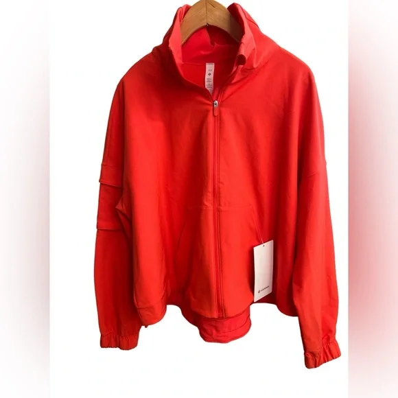 NWT Lululemon Cinched Hem Jacket Autumn Red Size
XS/S Anorak Cropped Windbreaker - Picture 9 of 13